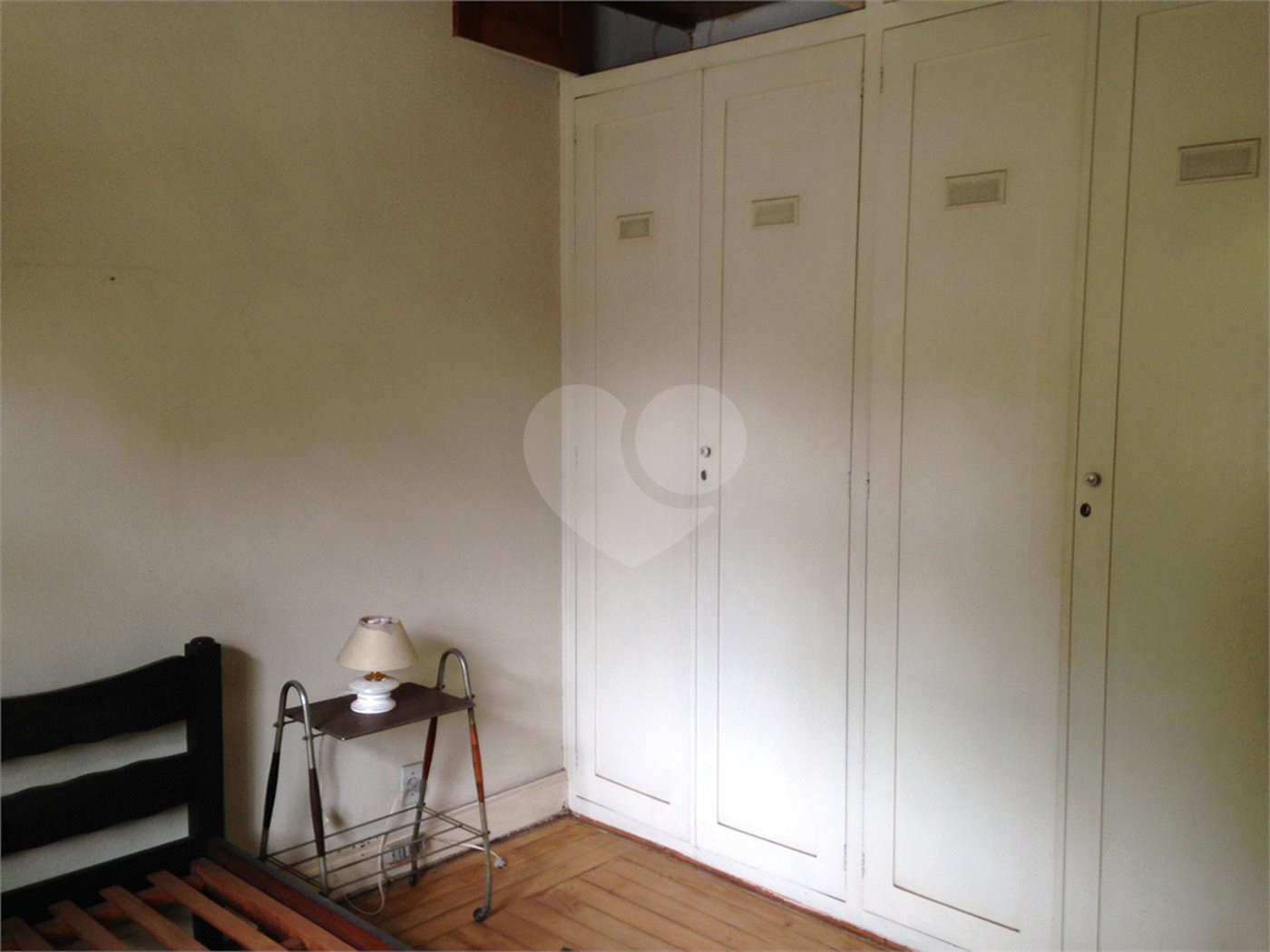 Casa à venda com 4 quartos, sendo 1 suíte,  em Jardim Petrópolis, São Paulo, SP