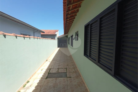 Casa à venda com 3 quartos, sendo 1 suíte, em Jardim Vieira de Moraes, Itapetininga, SP