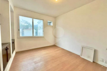 Apartamento à venda com 3 quartos, sendo 1 suíte,  em Leblon, Rio de Janeiro, RJ