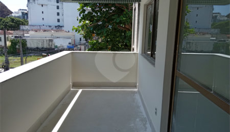 Apartamento à venda com 2 quartos, sendo 1 suíte,  em Tijuca, Rio de Janeiro, RJ