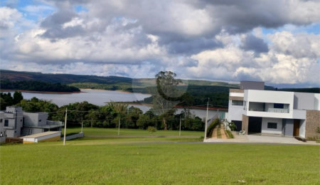 Terreno à venda no condomínio Mirantes de Itupararanga, Piedade - SP