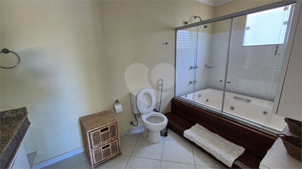 Casa à venda com 6 quartos, sendo 4 suítes, em Ferradura, Armação dos Búzios, RJ