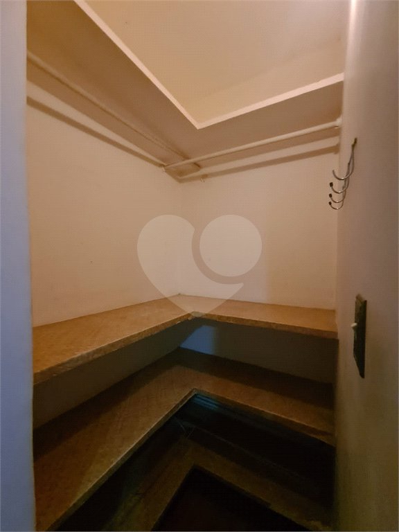 Casa à venda com 3 suítes no condomínio Portal do Sabiá, Araçoiaba da Serra - SP