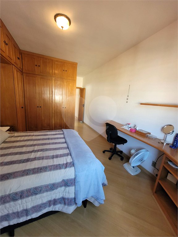 Sobrado à venda com 3 quartos, sendo 1 suíte, em Jardim da Glória, Cotia, SP