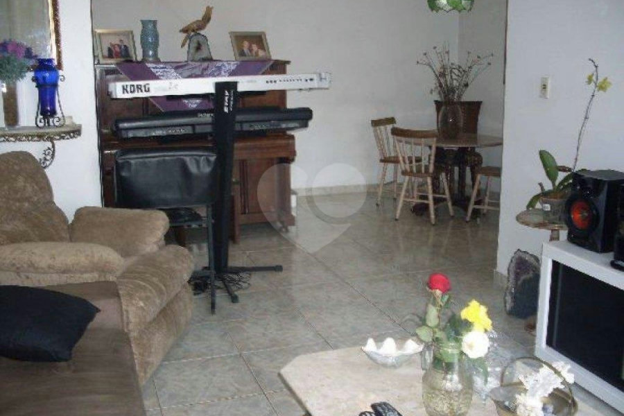 Sobrado à venda com 3 quartos, sendo 1 suíte, em Horto Florestal, São Paulo, SP