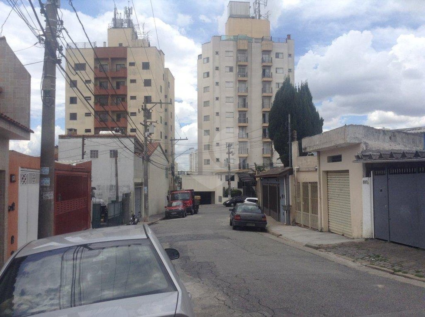 Casa à venda com 3 quartos, sendo 1 suíte, em Vila Romero, São Paulo, SP