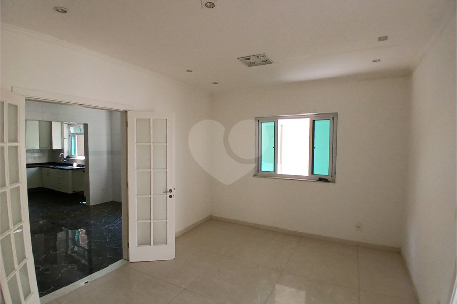 Sobrado à venda com 3 quartos, sendo 1 suíte, em Santana, São Paulo, SP
