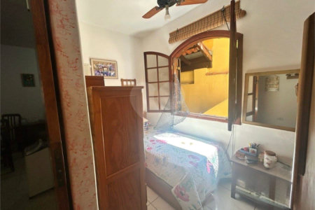 Casa à venda com 3 quartos, sendo 1 suíte,  em Éden, Sorocaba, SP