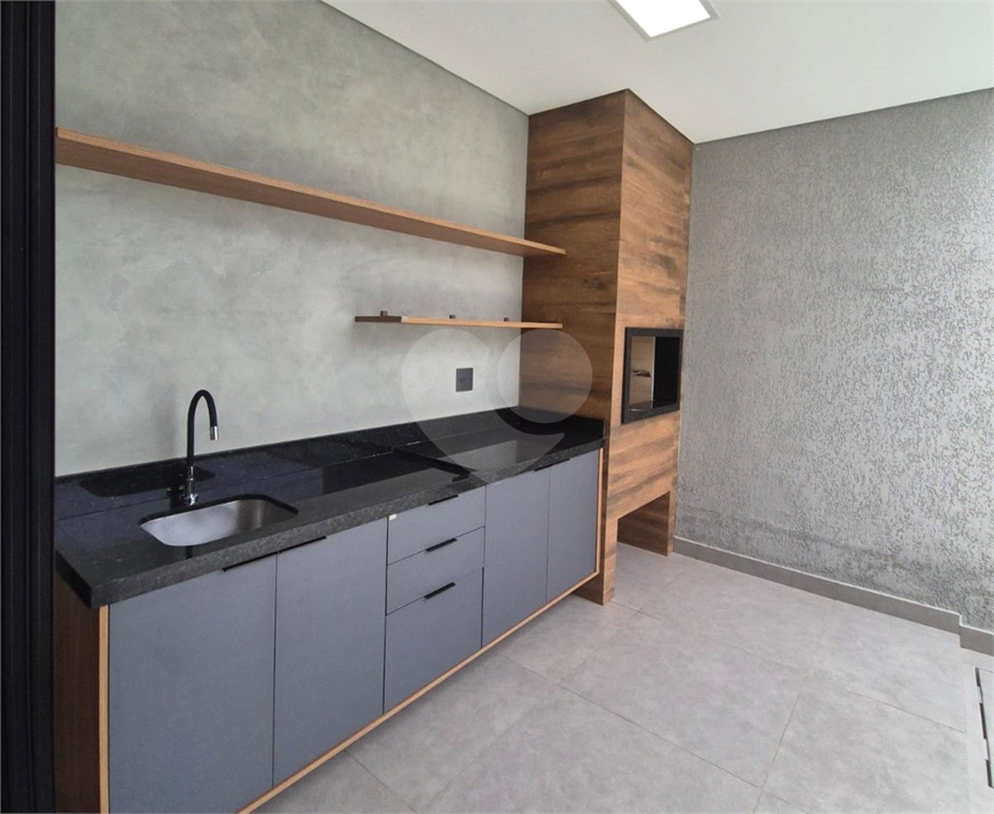Casa à venda com 3 quartos, sendo 1 suíte,  no condomínio Horto Florestal Villagio, Sorocaba - SP