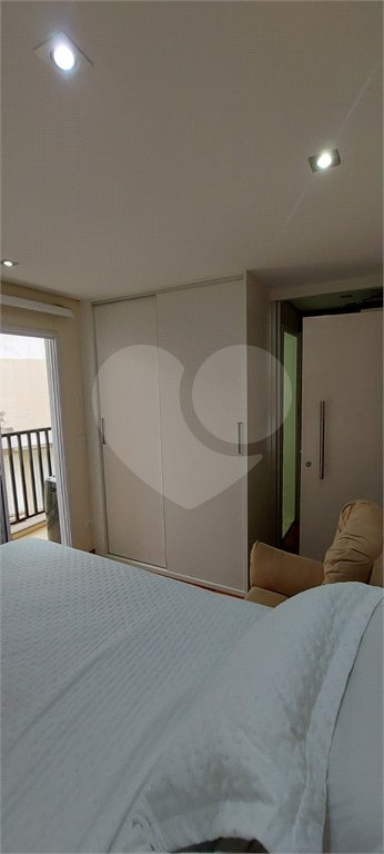 Casa à venda com 3 quartos, sendo 1 suíte, no condomínio Ville Resedá, São Paulo - SP