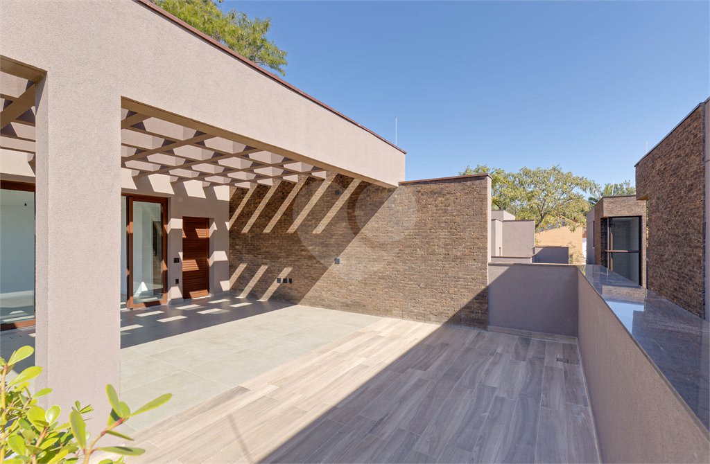 Casa à venda com 4 suítes no condomínio Casa Flora Badra, São Paulo - SP