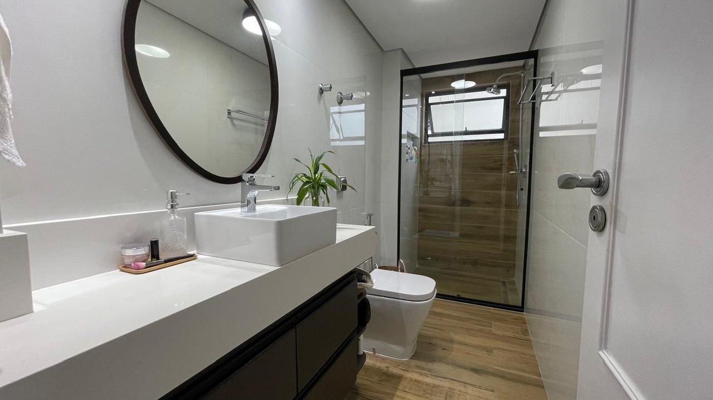 Apartamento com 3 dormitórios frente a praia à venda, 161 m² por R$ 2.200.000 - Gonzaga - Santos/SP