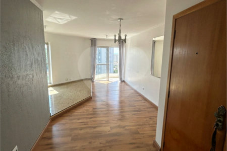 Apartamento à venda com 2 quartos, sendo 1 suíte, em Vila Monumento, São Paulo, SP