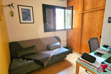 Cobertura à venda com 4 quartos, sendo 2 suítes,  em São Judas, São Paulo, SP