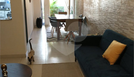 Sobrado à venda com 3 quartos, sendo 1 suíte,  em Vila Ipojuca, São Paulo, SP