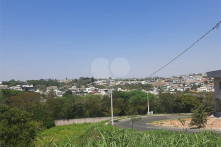 Terreno à venda com 1 suíte em Bosque, Vinhedo, SP