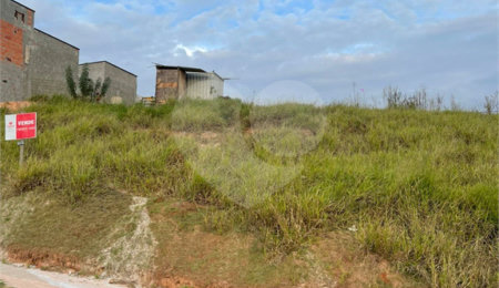 Terreno à venda com 1 suíte em Marambaia, Vinhedo, SP