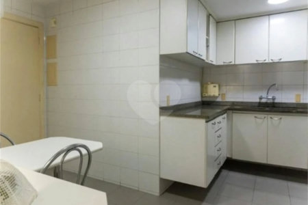 Apartamento à venda com 4 quartos, sendo 2 suítes,  em Tijuca, Rio de Janeiro, RJ