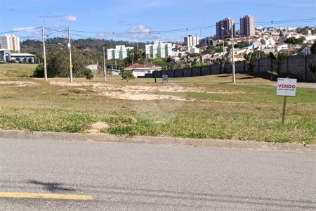 Terreno à venda no condomínio Bougainville, Sorocaba - SP