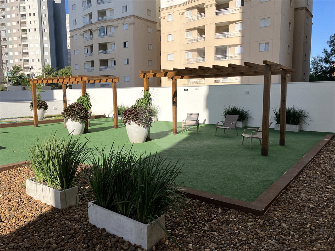 Apartamento à venda com 3 quartos, sendo 1 suíte,  em Parque Campolim, Sorocaba, SP