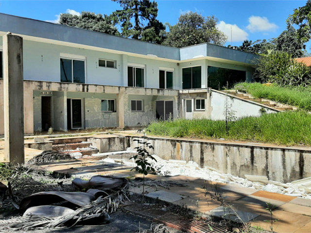 Casa Térrea à venda com 4 suítes em Alto da Boa Vista, São Paulo, SP