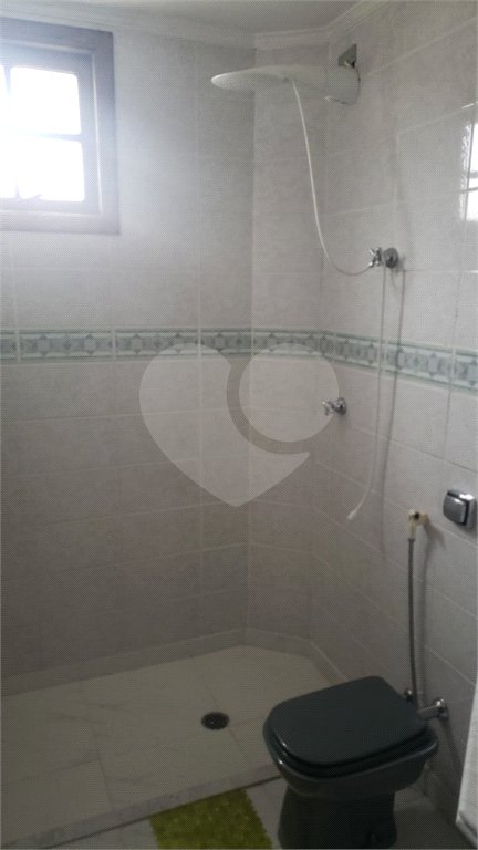 Sobrado à venda ou para alugar com 4 quartos, sendo 2 suítes, em Vila Congonhas, São Paulo, SP
