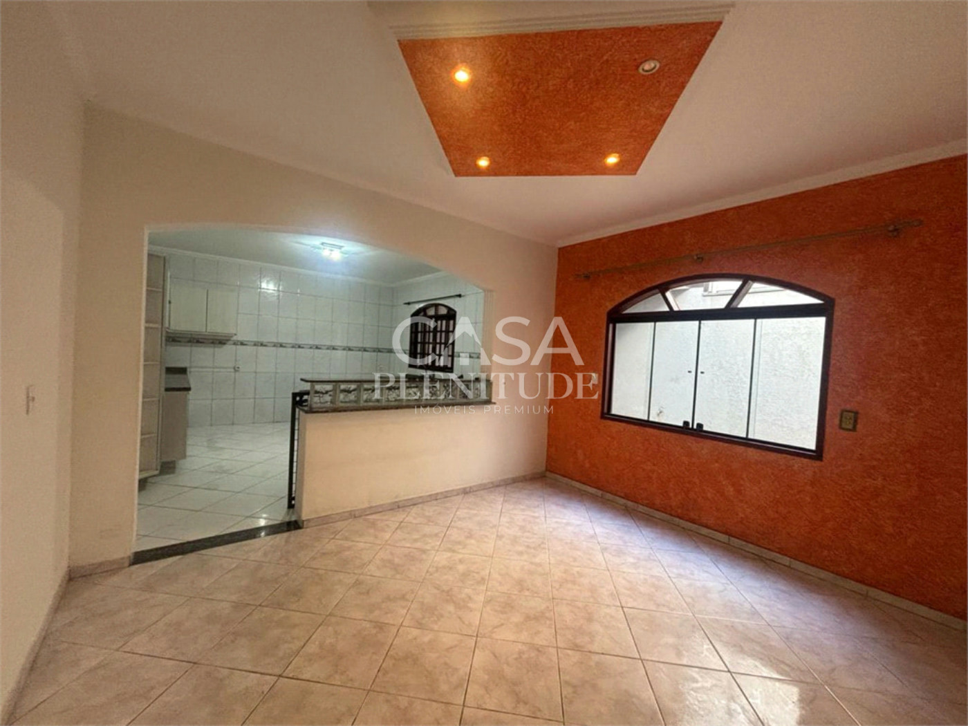 Sobrado à venda com 3 quartos, sendo 1 suíte, em Wanel Ville, Sorocaba, SP