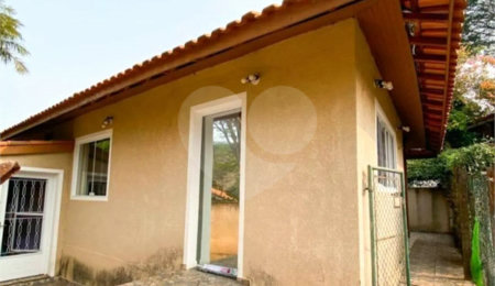 Casa à venda com 2 suítes em Retiro das Fontes, Atibaia, SP