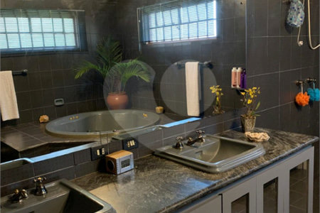 Casa à venda com 4 quartos, sendo 2 suítes, em Jardim Canadá, Ribeirão Preto, SP