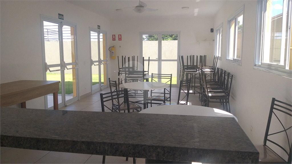 Apartamento à venda com 2 quartos em João Xxiii, Vinhedo, SP