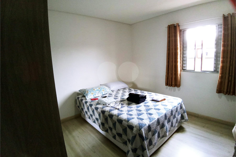 Sobrado à venda com 3 quartos no Brasilândia, São Paulo, SP