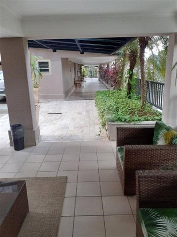 Apartamento à venda com 2 quartos, sendo 1 suíte,  em Paraíso do Morumbi, São Paulo, SP