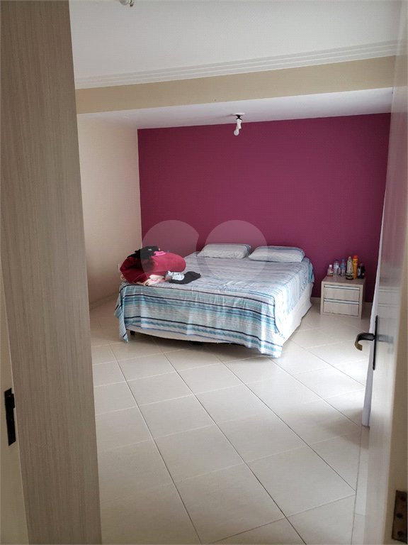 Casa à venda com 6 quartos, sendo 3 suítes, em Alto Ipiranga, Mogi das Cruzes, SP