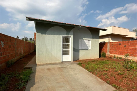 Casa à venda com 2 quartos em Residencial Solaris, Ponta Porã, MS