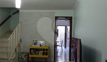 Sobrado à venda com 3 quartos, sendo 1 suíte,  em Jardim Humaitá, São Paulo, SP