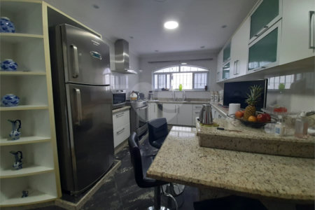 Sobrado à venda com 3 quartos, sendo 1 suíte, em Vila Medeiros, São Paulo, SP