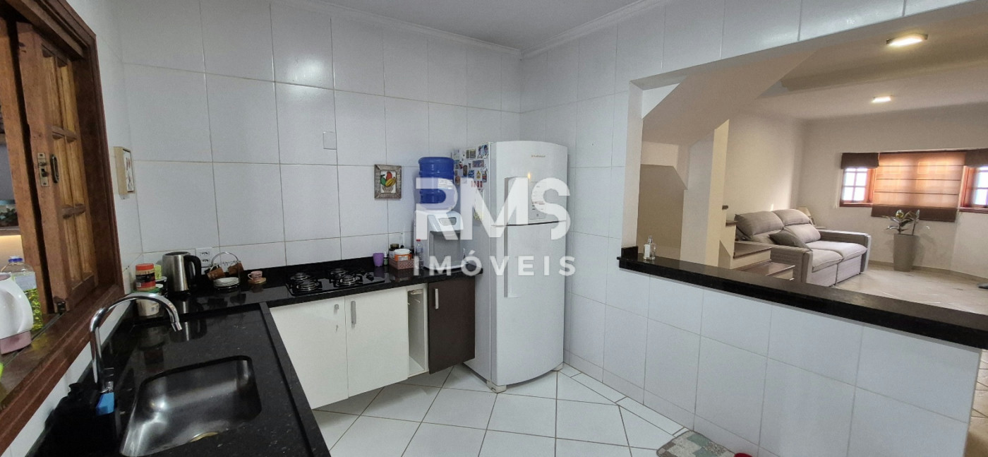Casa à venda com 3 quartos, sendo 1 suíte, em Cond. Vila Aldea de Espana, Itu - SP