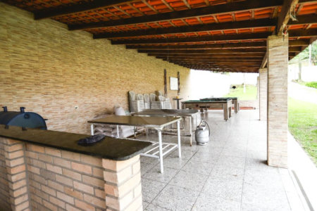 Chácara à venda com 3 quartos, sendo 1 suíte, em Vila São Pedro, Suzano, SP