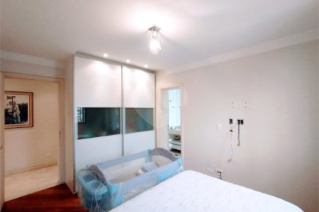 Apartamento para venda na Mooca com 4 suítes, 5 vagas. Condomínio Europa Cicero.