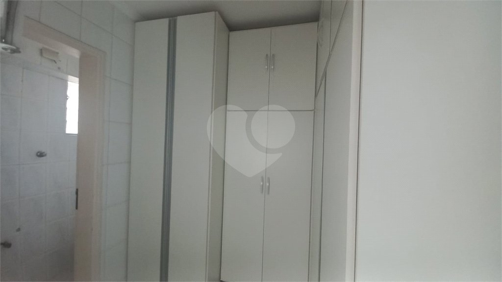 Apartamento à venda com 3 quartos, sendo 1 suíte,  em Vila Andrade, São Paulo, SP