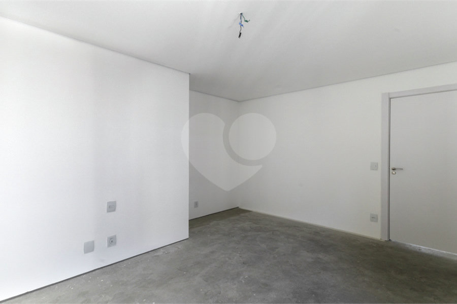 Apartamento à venda com 4 quartos, sendo 3 suítes, em Perdizes, São Paulo, SP