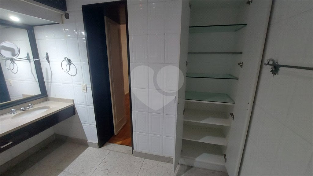 Apartamento à venda com 3 quartos, sendo 1 suíte, em Botafogo, Rio de Janeiro, RJ