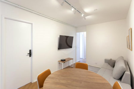 Apartamento à venda com 4 quartos, sendo 1 suíte, em Vila Olímpia, São Paulo, SP