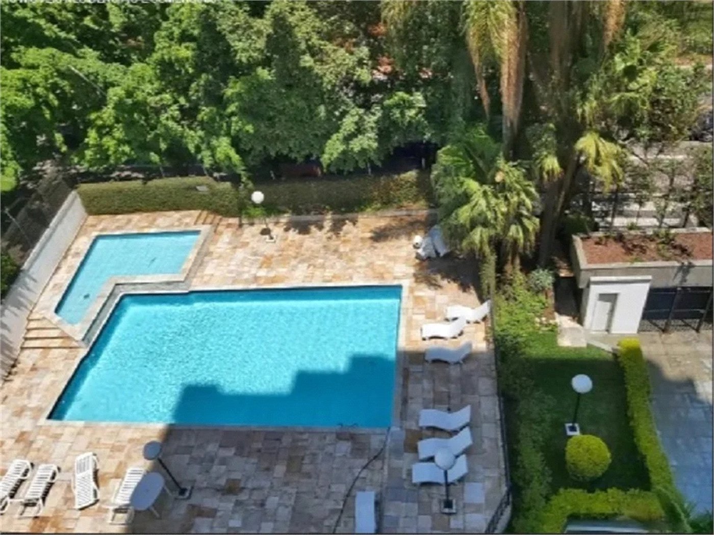 Apartamento à venda com 3 quartos, sendo 1 suíte,  em Vila Andrade, São Paulo, SP
