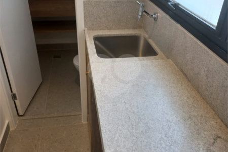 Apartamento à venda com 2 quartos, sendo 1 suíte, em Vila Olímpia, São Paulo, SP
