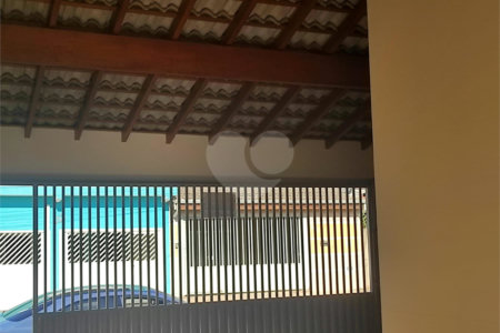 Casa à venda com 3 quartos, sendo 1 suíte,  em Jardim Santa Marta, Salto, SP