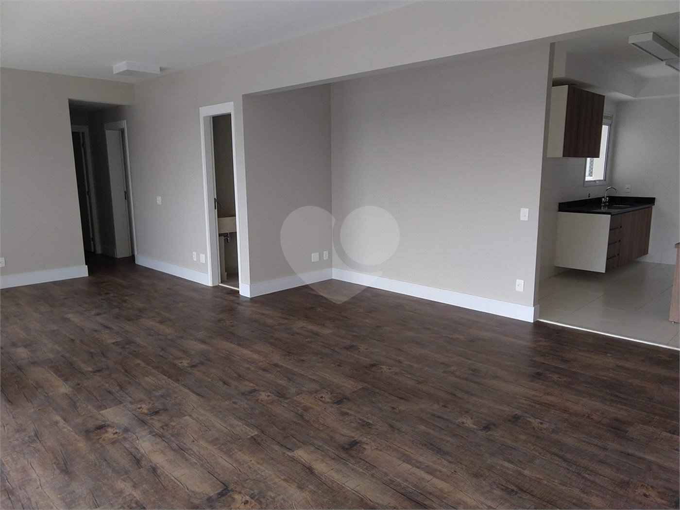 Apartamento à venda com 3 suítes em Vila Anastácio, São Paulo, SP
