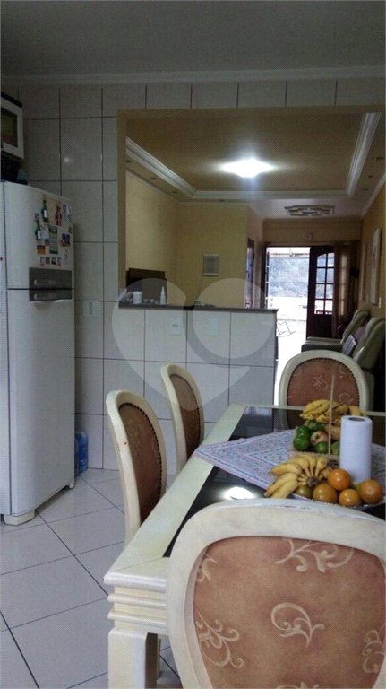 Sobrado à venda com 4 quartos, sendo 1 suíte,  em Tremembé, São Paulo, SP