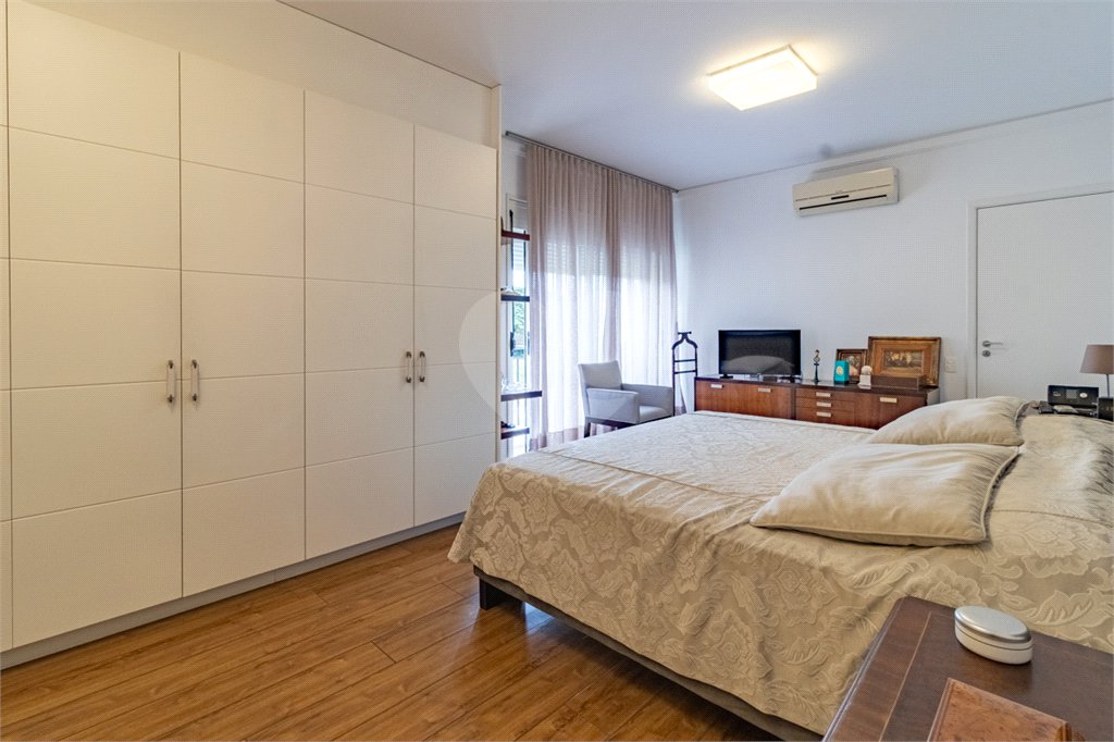 Apartamento à venda com 4 suítes em Vila Mariana, São Paulo, SP