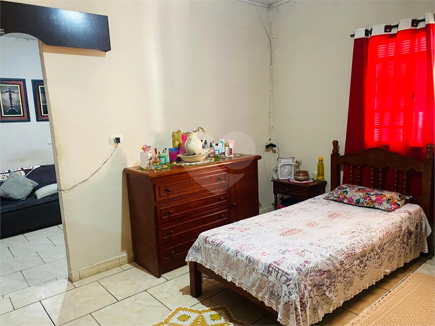 Casa à venda com 3 quartos, sendo 1 suíte, em Vila Barcelona, Sorocaba, SP